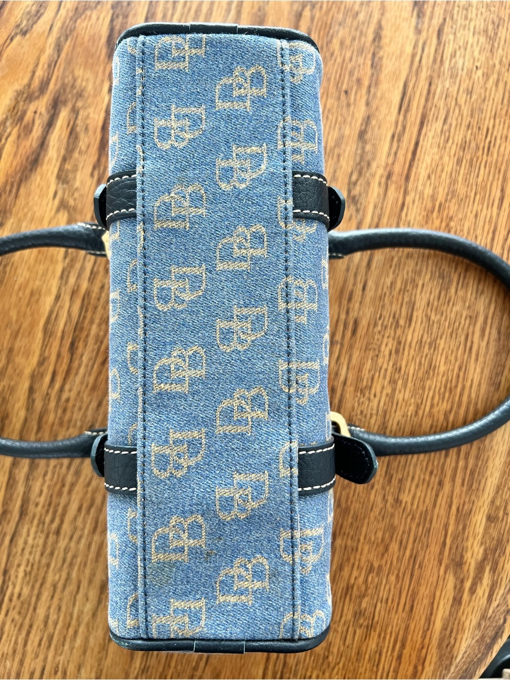 Dooney & Bourke Mini Barrel Bag - Picture 11 of 13